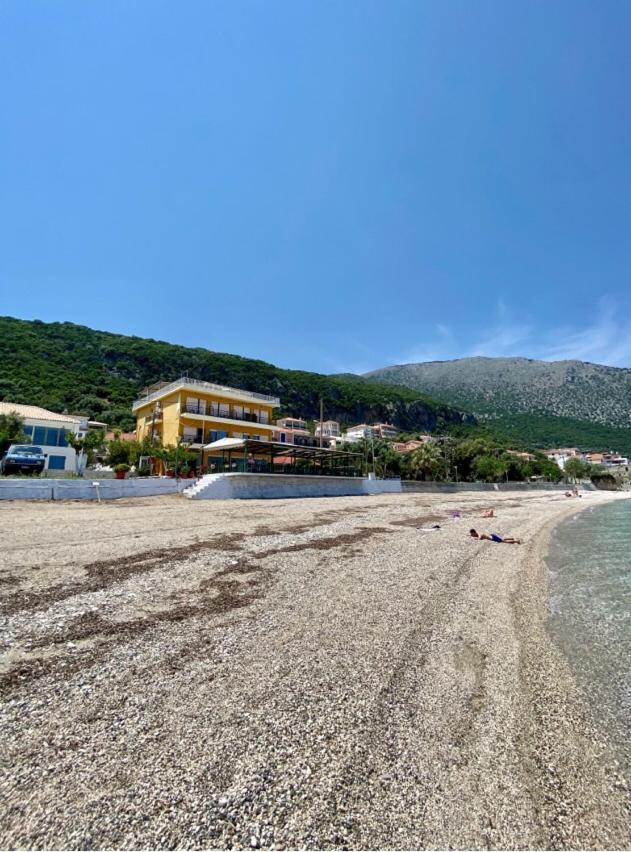Riviera Hotel Poros (Kefalonia) Exterior foto