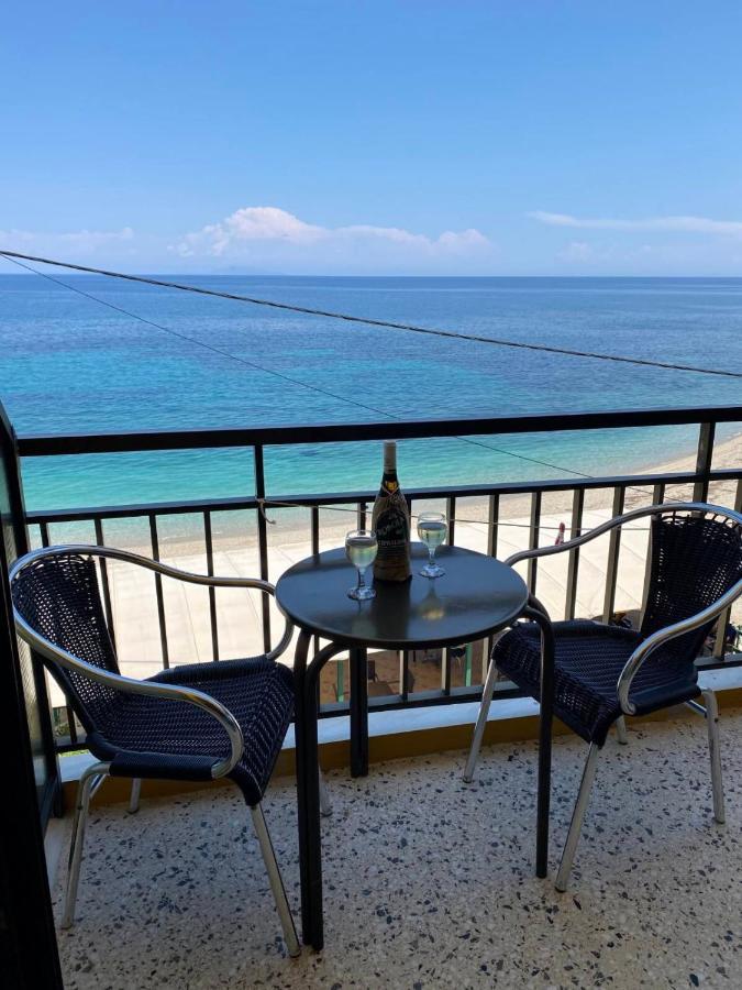 Riviera Hotel Poros (Kefalonia) Exterior foto