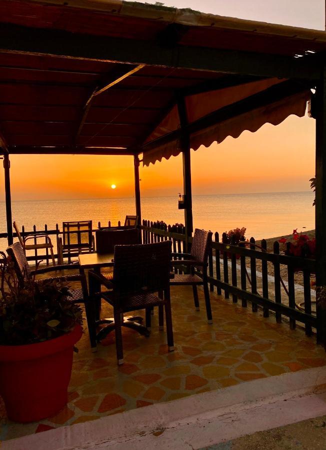 Riviera Hotel Poros (Kefalonia) Exterior foto