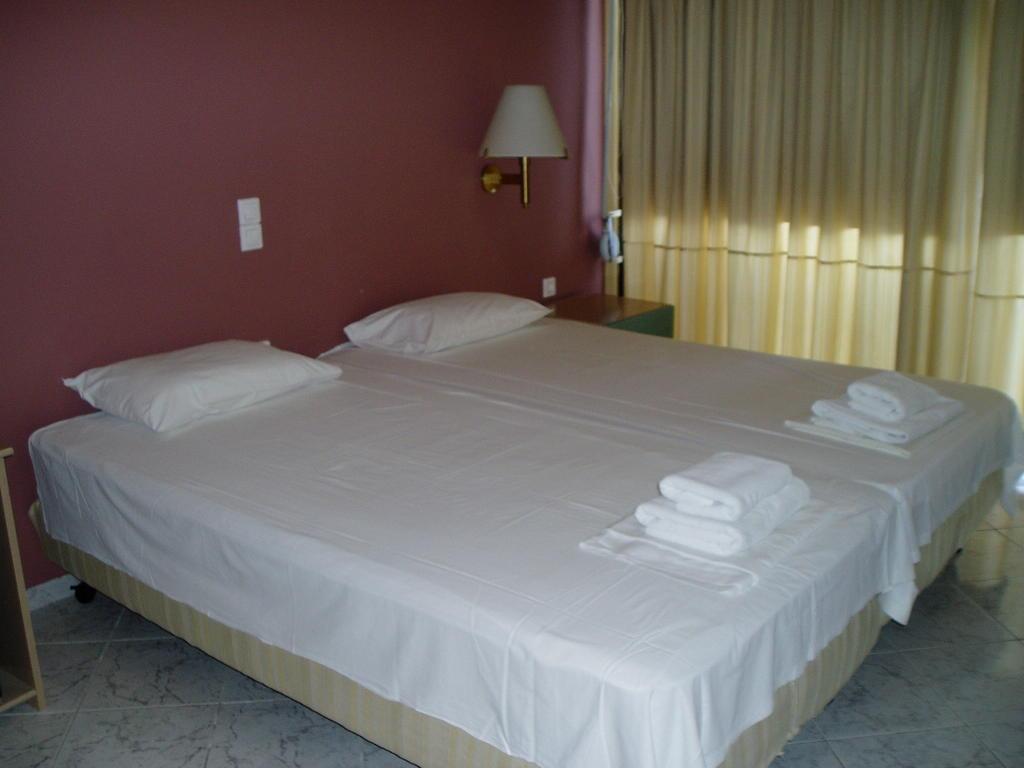 Riviera Hotel Poros (Kefalonia) Exterior foto